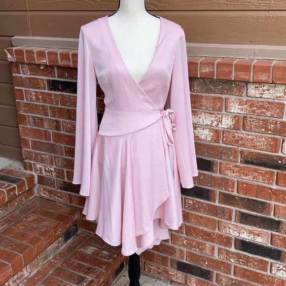 KEEPSAKE the Label NWT Oceans LS Asymmetrical Hem Wrap Mini Dress in Blush XS - Picture 1 of 9